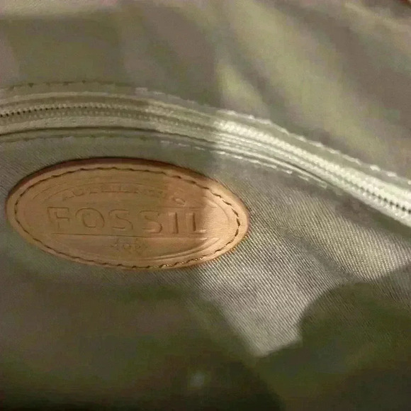 FOSSIL Issue No. 1954 Crossbody Shoulder Purse Handbag Tan with Cloth - Picture 4 of 13